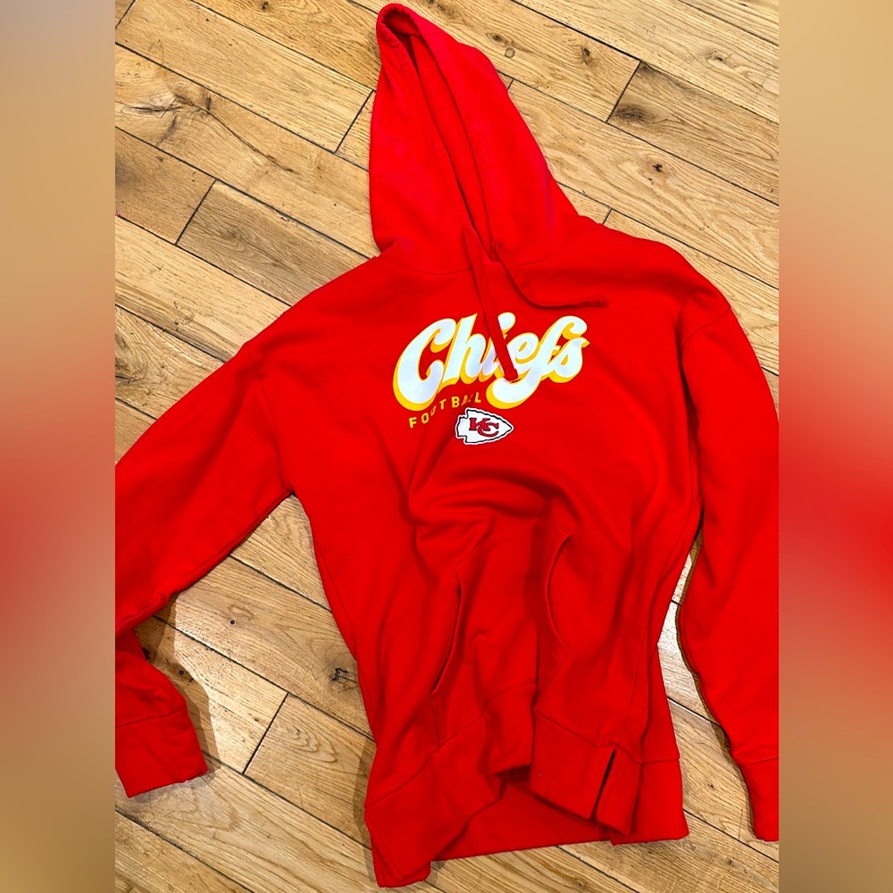 Women’s NFL Chief’s Hoodie - Size Large